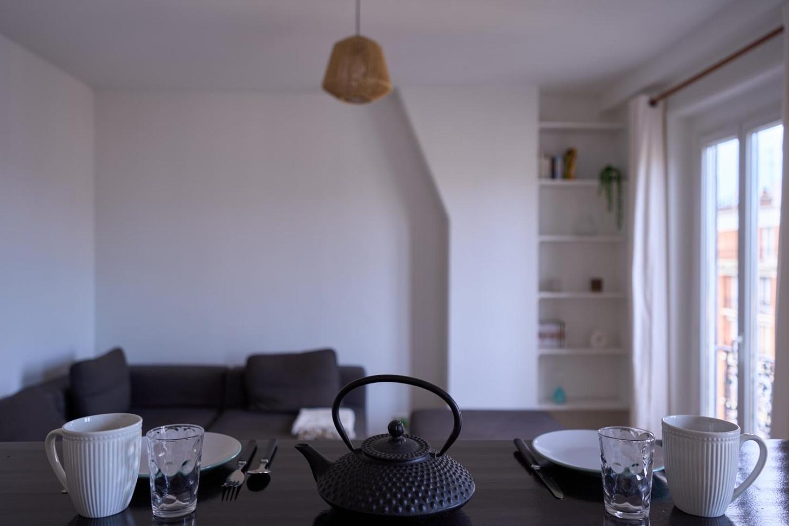 Bright 1br Parisian Retreat Italy Square | By Airnest Paris