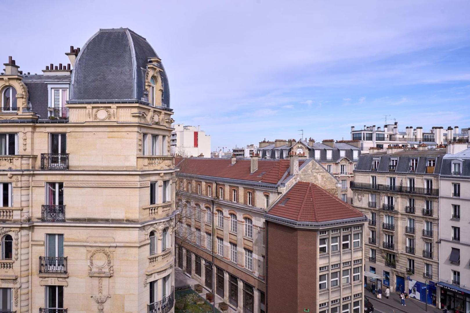 Apartment Bright 1br Parisian Retreat Italy Square | By Airnest